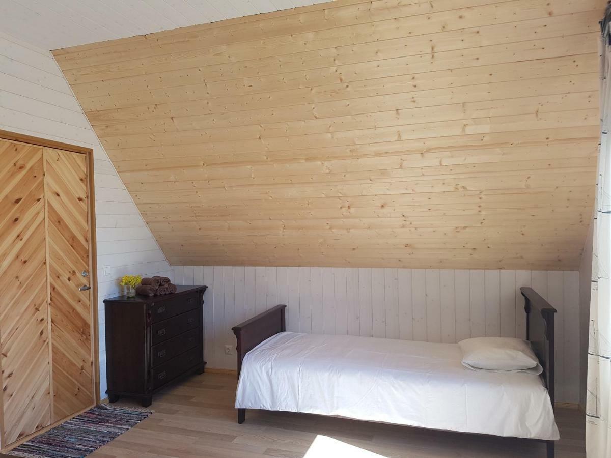 Risti Kodumajutus Apartment Lemsi ภายนอก รูปภาพ